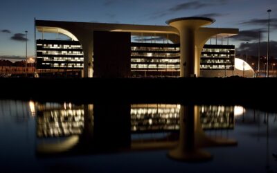 Parecer Jurídico da AGE Minas Gerais sobre Credenciamento e mercados fluidos